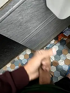 Snapshot of bold_guy_1234 chatting on November 18, 2025, 4:16 am bold guy 1234 online show from November 18, 2025, 4:16 am