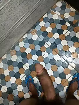 Snapshot of bold_guy_1234 chatting on October 17, 2025, 8:39 am bold guy 1234 online show from October 17, 2025, 8:39 am