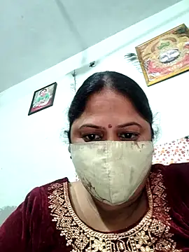 Mmm143 online show from December 23, 2025, 4:56 am