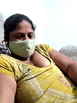 Mmm143 online show from April 13, 2026, 2:59 am