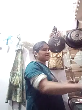 aliya-jaan71 online show from November 13, 2025, 5:50 pm