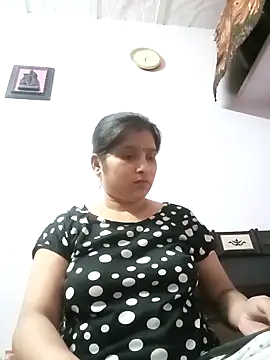 aliya-jaan71 online show from May 11, 2026, 12:39 pm