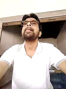 mohsin99272 online show from October 22, 2025, 4:12 am