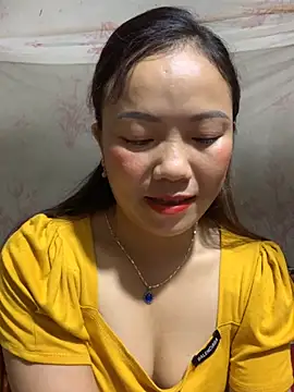 Snapshot of _losrt_cherry_ chatting on October 13, 2025, 7:54 am losrt cherry online show from October 13, 2025, 7:54 am