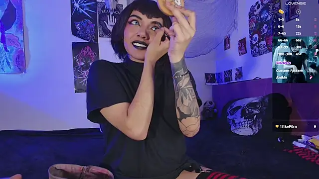 Snapshot of agathaaiko6 chatting on November 28, 2025, 12:22 am agathaaiko6 online show from November 28, 2025, 12:22 am