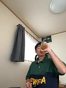 KAMESAN08 online show from November 2, 2025, 5:01 am