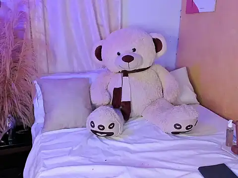 ebonyebony24 online show from February 19, 2026, 1:13 am