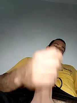 Snapshot of zamir_adam chatting on September 22, 2025, 12:00 pm zamir adam online show from September 22, 2025, 12:00 pm