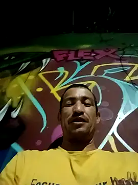 Snapshot of zamir_adam chatting on September 21, 2025, 11:54 pm zamir adam online show from September 21, 2025, 11:54 pm