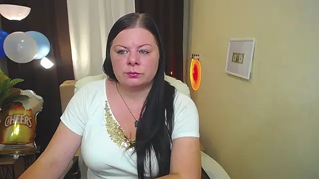 Snapshot of BritneyRaine chatting on September 26, 2025, 12:12 pm BritneyRaine online show from September 26, 2025, 12:12 pm