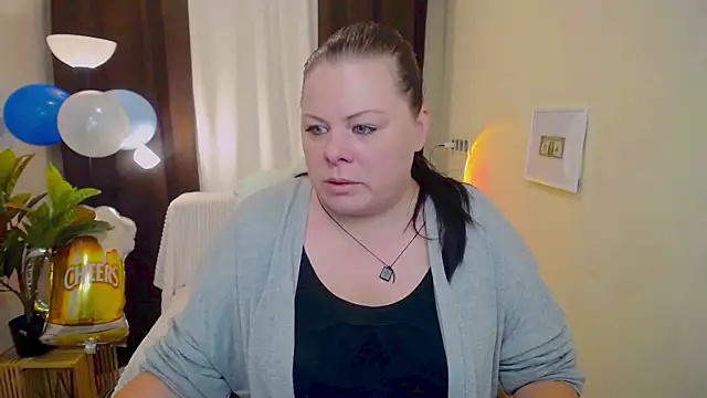 Snapshot of BritneyRaine chatting on September 20, 2025, 6:18 am BritneyRaine online show from September 20, 2025, 6:18 am