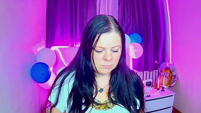 Snapshot of BritneyRaine chatting on September 24, 2025, 12:00 pm BritneyRaine online show from September 24, 2025, 12:00 pm