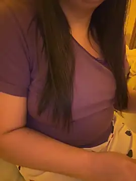 Snapshot of Soinanai2 chatting on October 26, 2025, 9:37 pm Soinanai2 online show from October 26, 2025, 9:37 pm