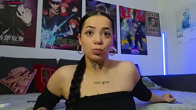 Snapshot of KiraQuinn1 chatting on October 29, 2025, 4:50 pm KiraQuinn1 online show from October 29, 2025, 4:50 pm