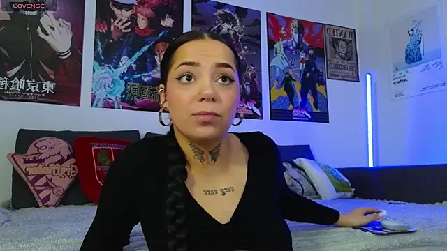 Snapshot of KiraQuinn1 chatting on October 4, 2025, 3:13 pm KiraQuinn1 online show from October 4, 2025, 3:13 pm