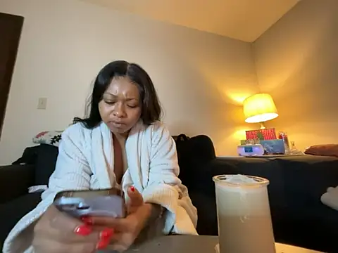Snapshot of GoddessFatPuss chatting on April 22, 2026, 10:00 am GoddessFatPuss online show from April 22, 2026, 10:00 am