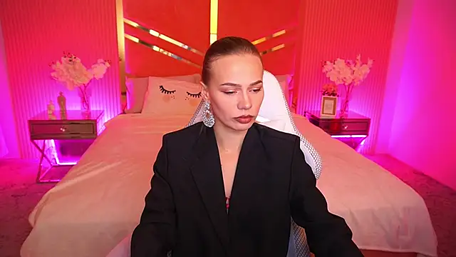 ShyySiren online show from October 2, 2025, 6:06 am