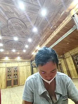 lily-00 online show from October 11, 2025, 12:39 pm