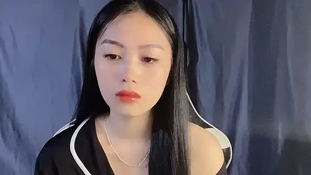 Lyly4757 online show from September 20, 2025, 8:58 pm