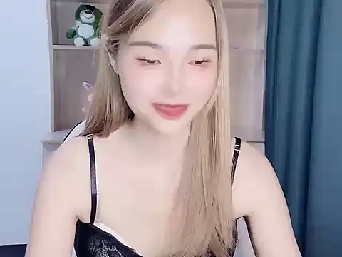 W-Sunflower online show from October 6, 2025, 2:29 pm