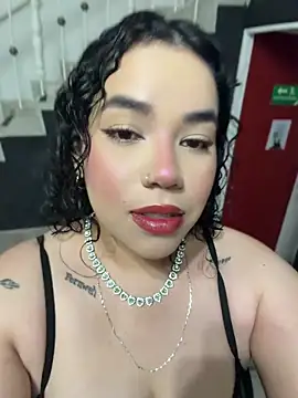 krisstenSantos online show from April 8, 2026, 3:02 pm