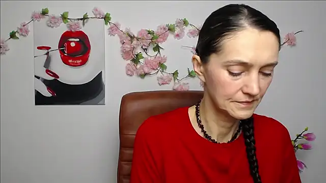 Snapshot of TayaFinch chatting on November 14, 2025, 1:26 pm TayaFinch online show from November 14, 2025, 1:26 pm