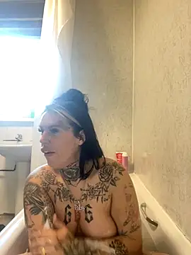 DIRTY PAISLEY X online show from September 22, 2025, 3:29 pm