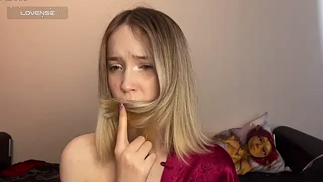 Snapshot of SoftcoreAlly chatting on October 1, 2025, 10:20 am SoftcoreAlly online show from October 1, 2025, 10:20 am