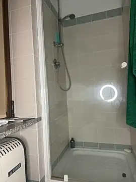 STRIPsegale online show from April 15, 2026, 7:07 pm