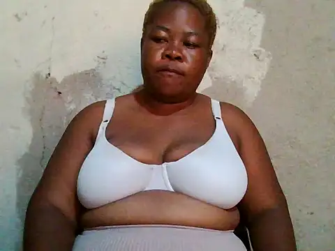 Bustyass93 online show from March 6, 2026, 7:36 am