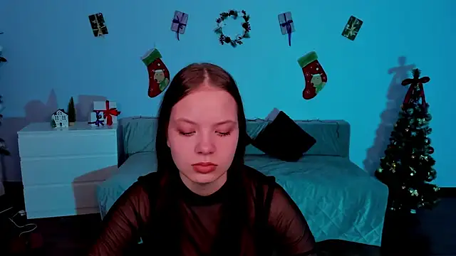 BetsyKiss online show from December 19, 2025, 5:10 am