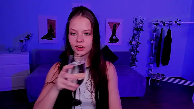 BetsyKiss online show from February 21, 2026, 5:04 pm