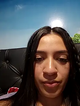 MiQeilaSweet online show from December 14, 2025, 2:29 am