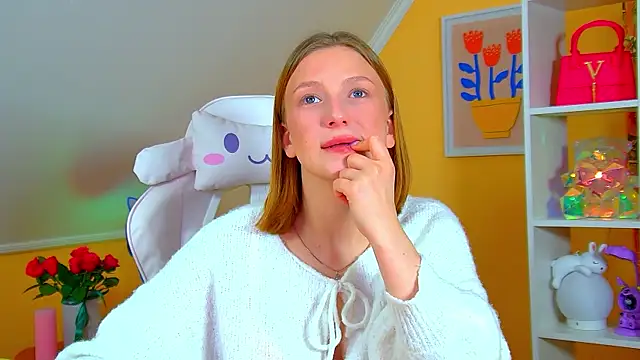 BeatriceBinoche online show from April 3, 2026, 6:36 pm