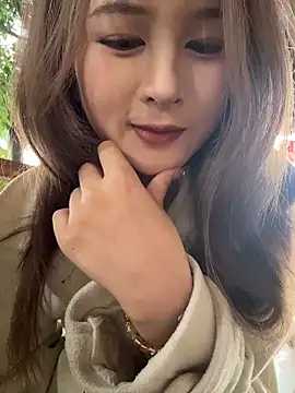 Snapshot of yuki_june chatting on February 10, 2026, 9:08 am yuki june online show from February 10, 2026, 9:08 am