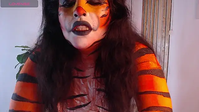 Snapshot of Andrea_secret_ chatting on October 26, 2025, 3:12 pm Andrea secret online show from October 26, 2025, 3:12 pm