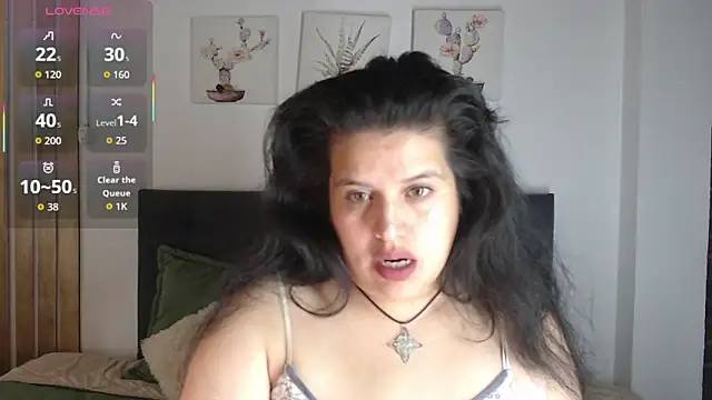 Snapshot of Andrea_secret_ chatting on November 14, 2025, 1:04 pm Andrea secret online show from November 14, 2025, 1:04 pm