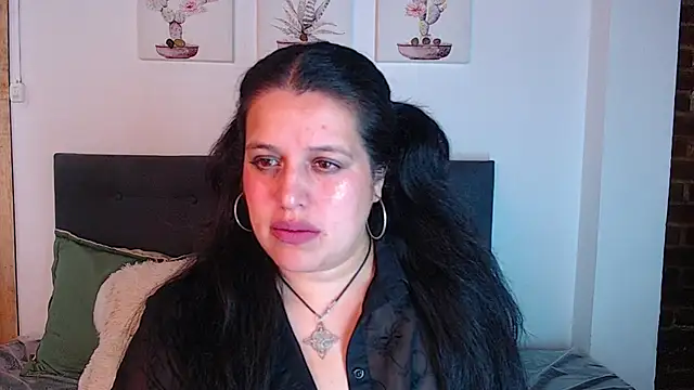 Snapshot of Andrea_secret_ chatting on October 23, 2025, 2:16 pm Andrea secret online show from October 23, 2025, 2:16 pm