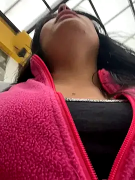 Karla 1-2 online show from October 24, 2025, 7:57 pm