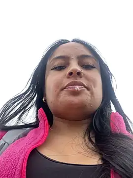 Karla 1-2 online show from November 24, 2025, 8:20 pm