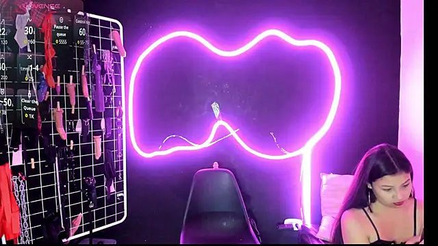 Mistress Megan BDSM online show from January 8, 2026, 1:06 pm