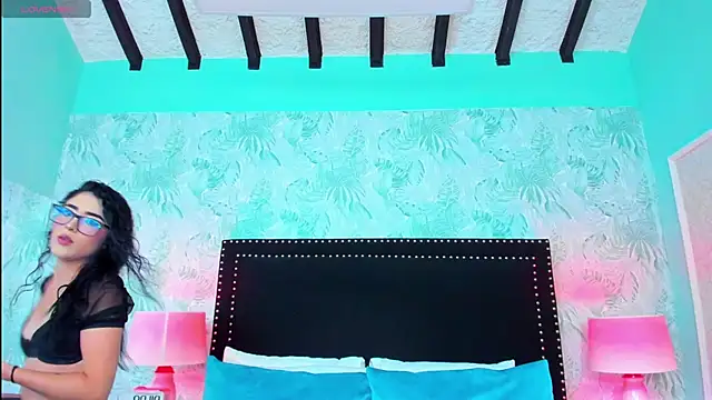 SamyySwet online show from April 11, 2026, 11:58 am