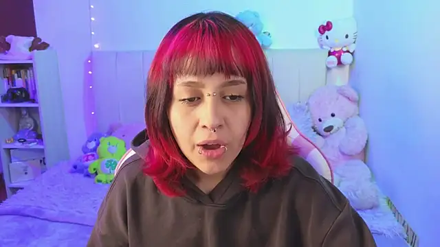 Snapshot of NekoWaifu chatting on June 18, 2026, 3:28 pm NekoWaifu online show from June 18, 2026, 3:28 pm