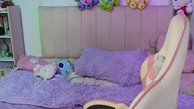 Snapshot of NekoWaifu chatting on July 24, 2026, 3:19 pm NekoWaifu online show from July 24, 2026, 3:19 pm