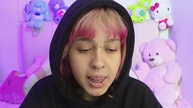 NekoWaifu online show from April 21, 2026, 2:12 pm