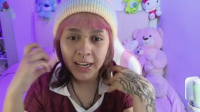 NekoWaifu online show from April 24, 2026, 2:19 pm