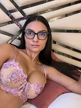 MiaKane99 online show from April 23, 2026, 12:29 pm