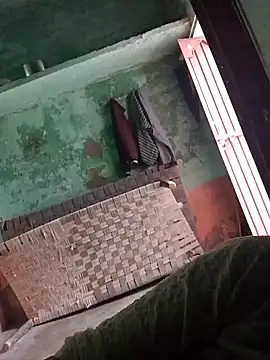 Snapshot of annu_000 chatting on October 4, 2025, 4:58 am annu 000 online show from October 4, 2025, 4:58 am