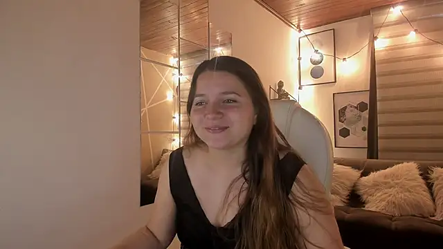 Snapshot of sophiee09_ chatting on October 14, 2025, 2:07 pm sophiee09 online show from October 14, 2025, 2:07 pm