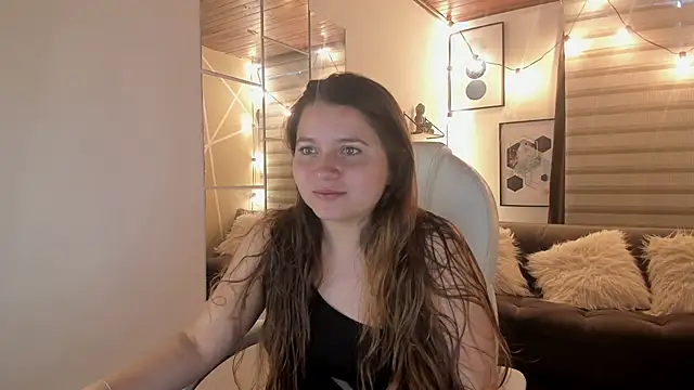 Snapshot of sophiee09_ chatting on October 13, 2025, 3:13 pm sophiee09 online show from October 13, 2025, 3:13 pm